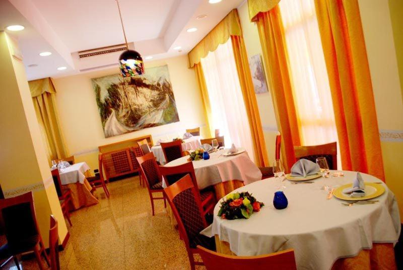 Hotel San Giacomo Monteprandone Exteriér fotografie