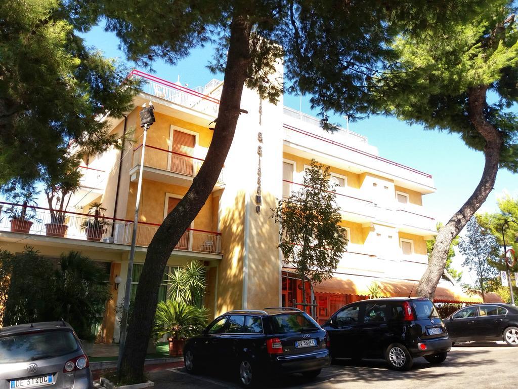 Hotel San Giacomo Monteprandone Exteriér fotografie